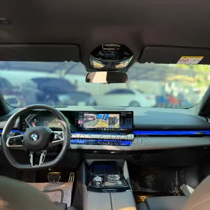 BMW 520i 2025 Gray