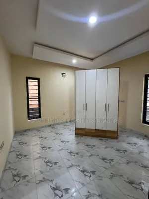 2bdrm Apartment in Lekki for rent