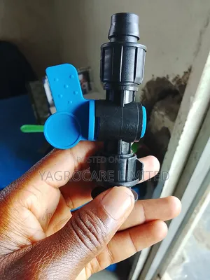 Layflat Connector With Valve