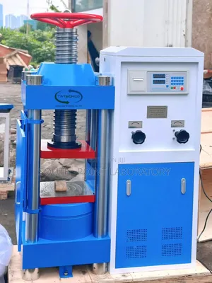 Compression Testing Machine 2000kn