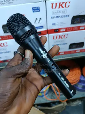 Akg P-3s Wired Microphone