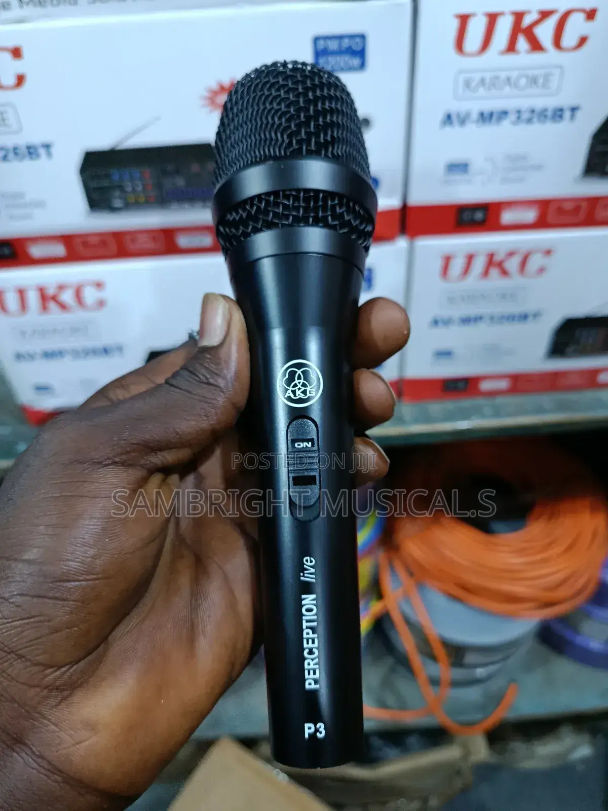 Akg P-3s Wired Microphone