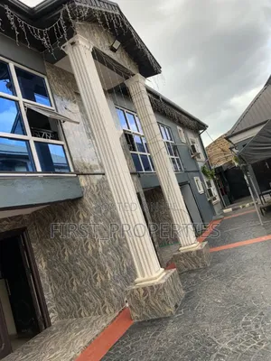 Furnished 12bdrm Apartment in Orita Challenge for sale