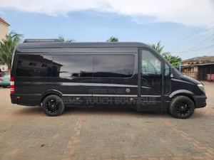 Mercedes-Benz Sprinter 2016 Black