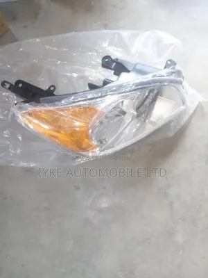 Head Lamp Rav4 2012
