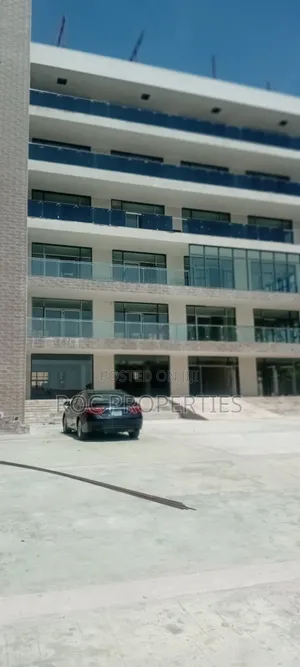 Ooffice/Showroom/Online Marketing Collection Outlet for Lease