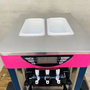 Ice Cream Machine (Clean Like New)