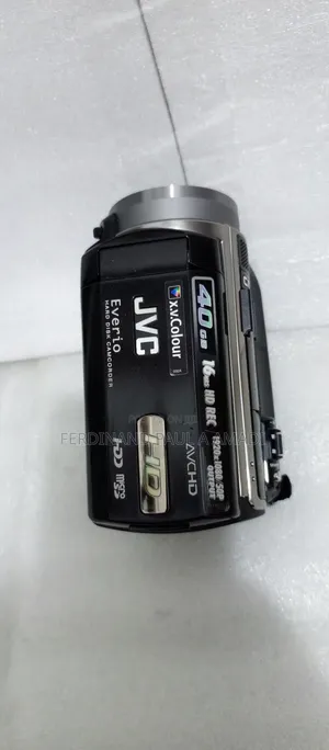 JVC Hd Video and Photo Camera With 40gb Harddisk Mic Port