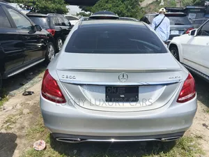 Mercedes-Benz C300 Luxury 4matic Sedan AWD (2.0L 4cyl 7A) 2017 Silver