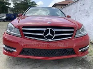 Mercedes-Benz E300 2013 Red