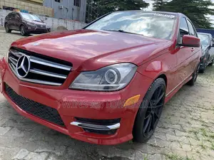 Mercedes-Benz E300 2013 Red