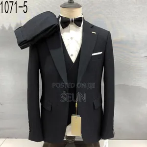 3 Piece Men Suit for Rent