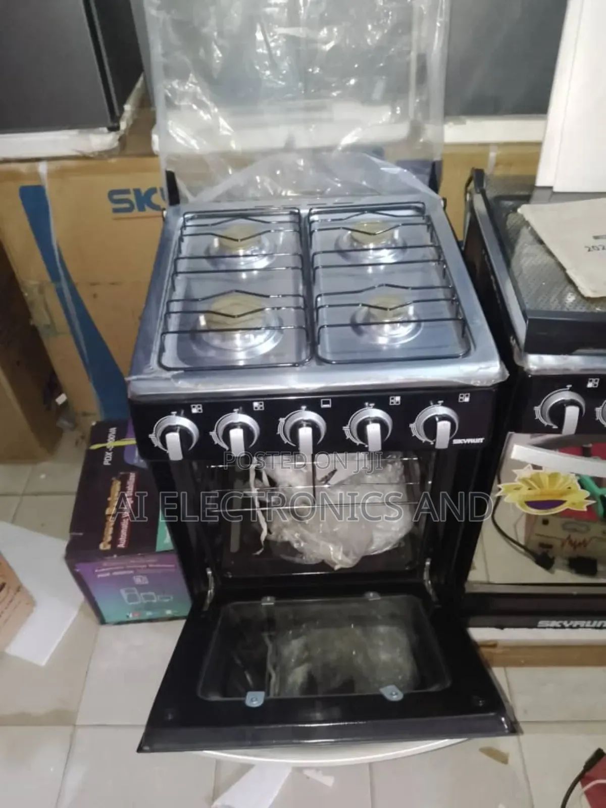 Tamashi Gas Cooker 4 Burner Black Color