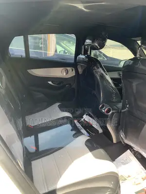 Mercedes-Benz GLC-Class 2018 White