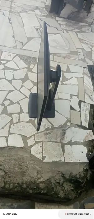 24 Inches Frameless Hp Monitor