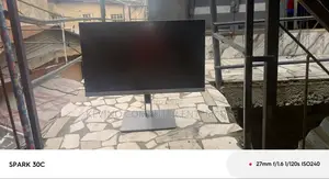 Elite Display Frameless HP Monitor