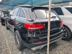 Mercedes-Benz GLC-Class 2016 Black