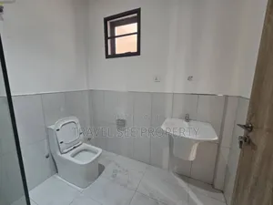 Furnished 1bdrm Block of Flats in Private Estatee , Ikate for rent