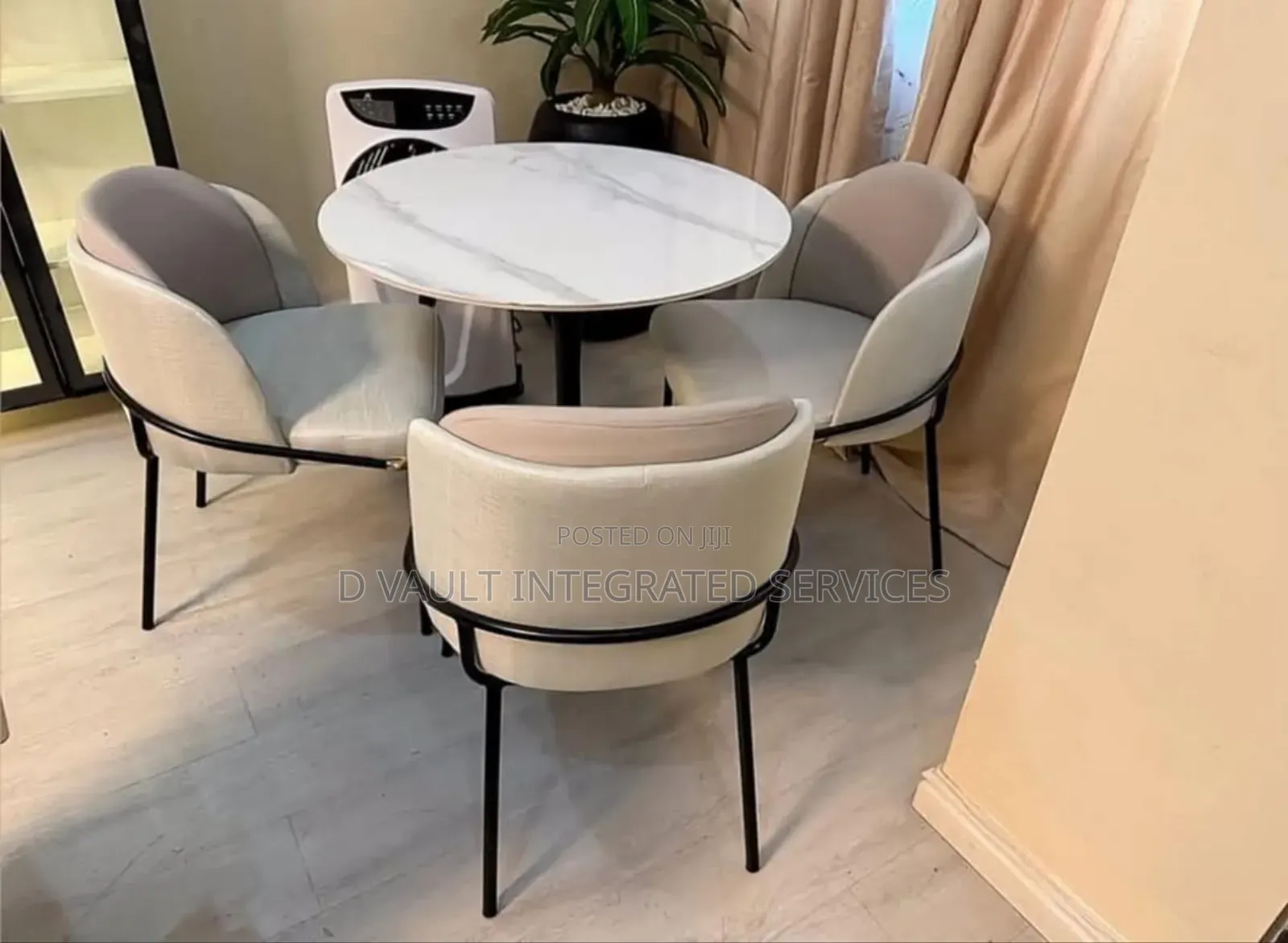 4 Seater Timeless Marble Design