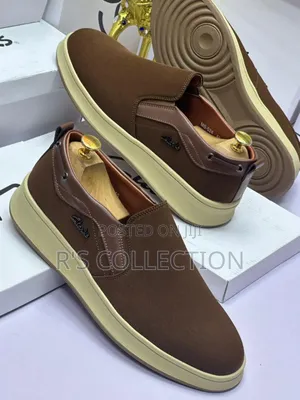 Classic Unique Clarks Men Corporate Loafer Shoe