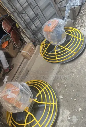 Gasoline Power Trowel / Power Float – Concrete Finishing Machine