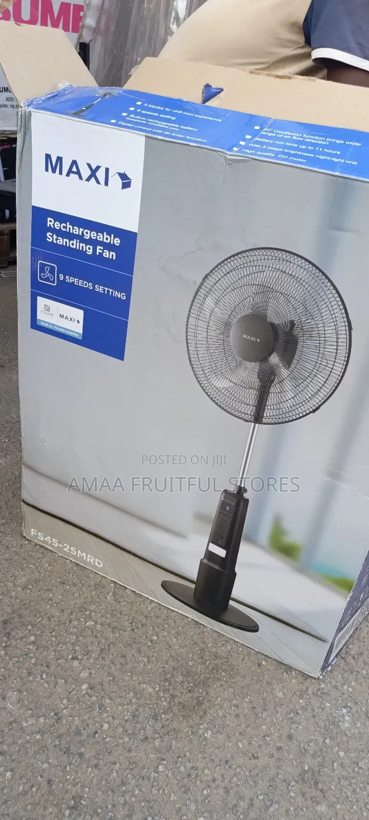 Maxi Rechargeable Fan 18"