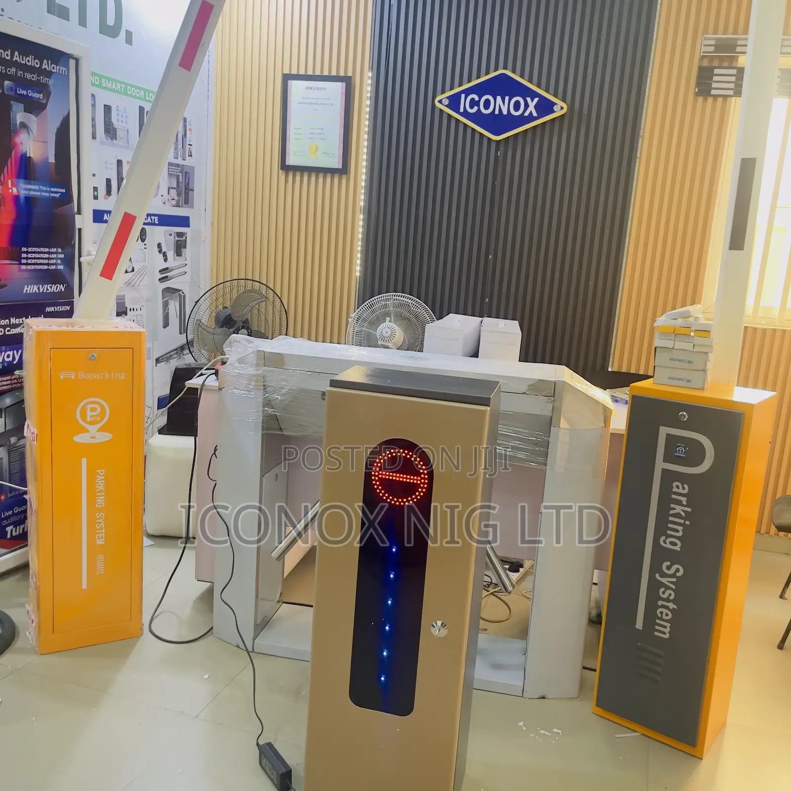 Automatic Electronic Security Led Boom Parking 4m Arm Barrier Gate