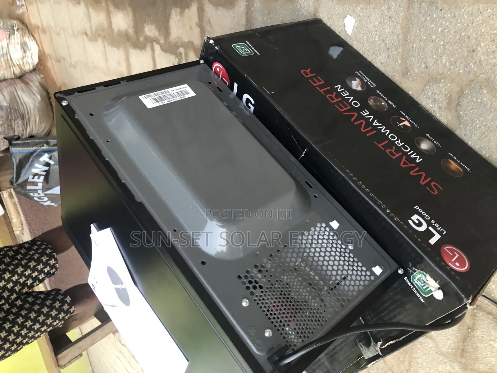 Inverter Microwave