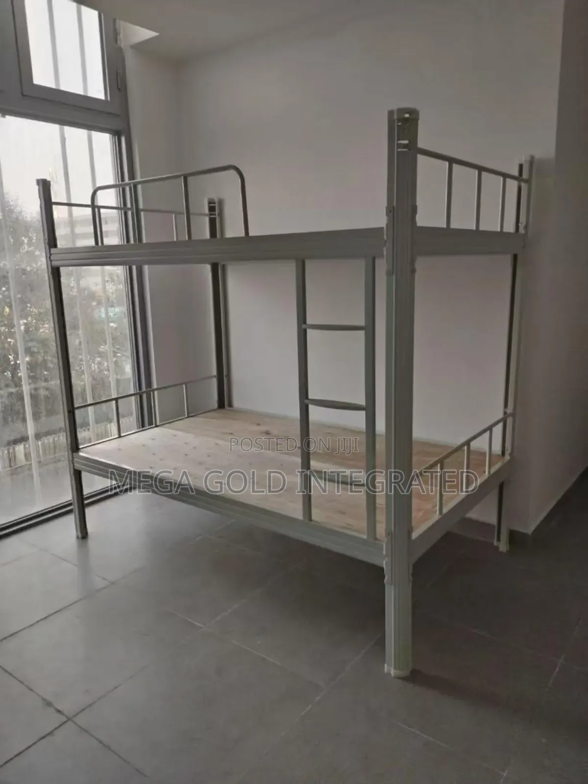 Foreign Bunk Bed