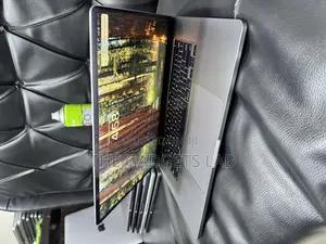 Laptop Apple MacBook Pro 2019 64GB Intel Core i9 SSD 1T