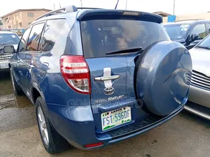 Toyota RAV4 2.5 Limited 2010 Blue