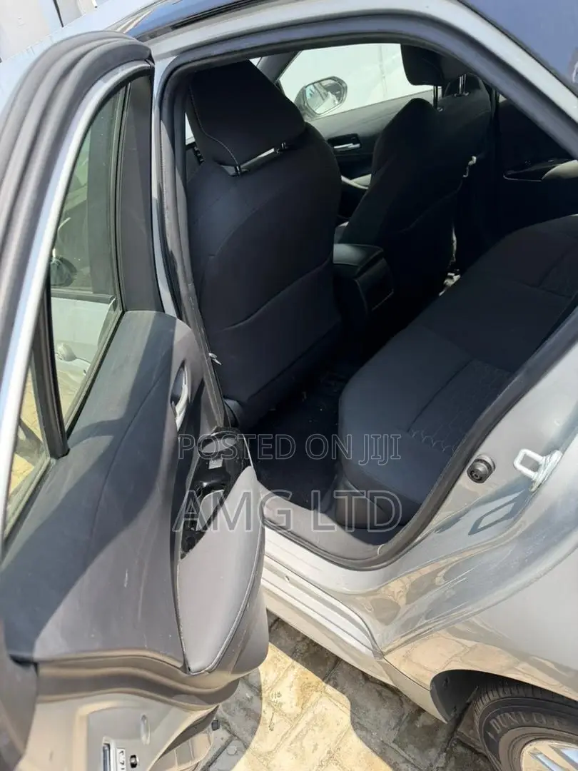 Toyota Corolla Hatchback 2021 Silver