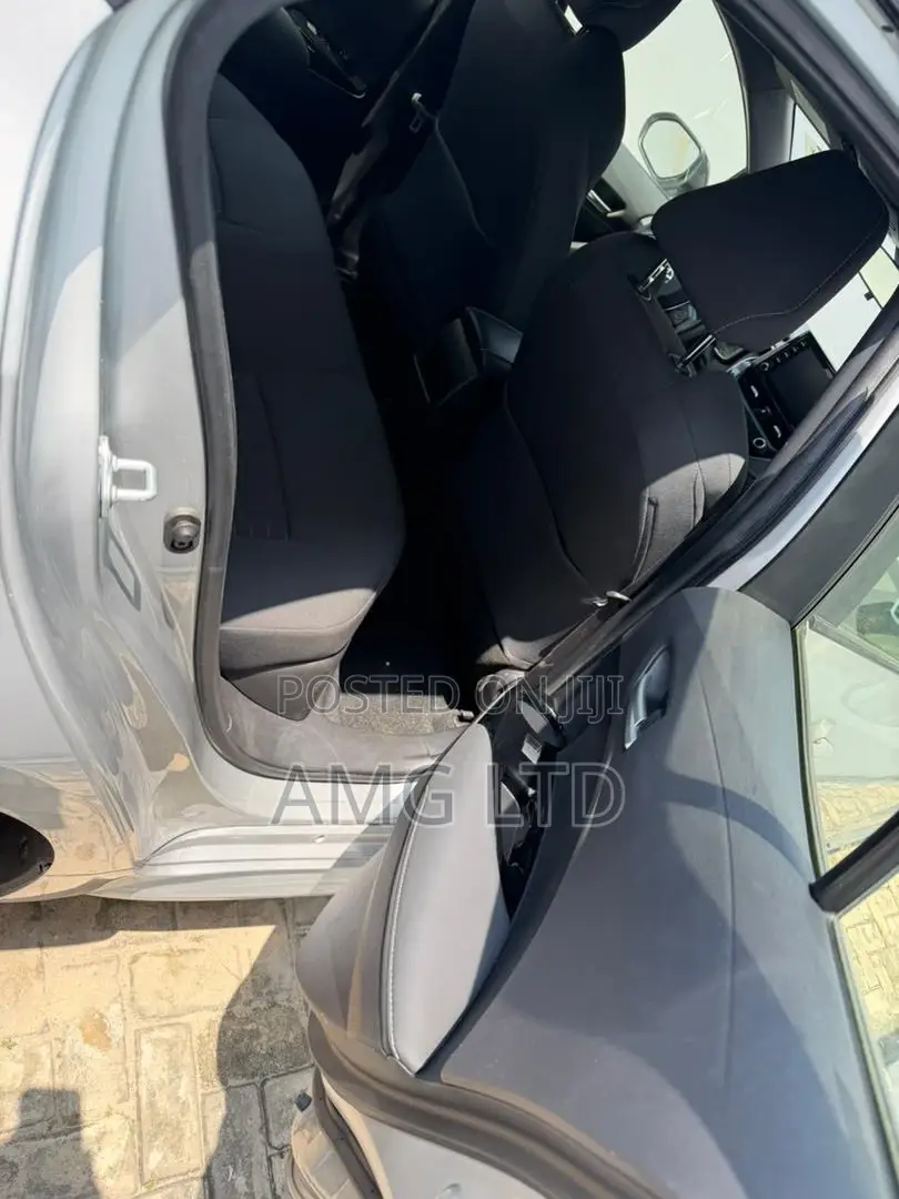 Toyota Corolla Hatchback 2021 Silver