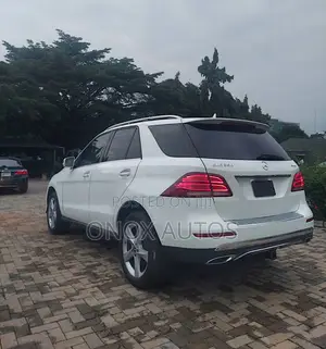 Mercedes-Benz GLE-Class GLE 350 2017 White