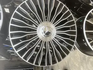 Mercedes Benz Rim