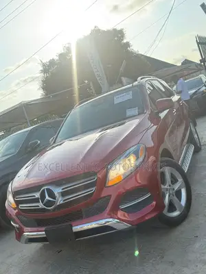 Mercedes-Benz GLE-Class GLE 350d 4MATIC 2016 Red