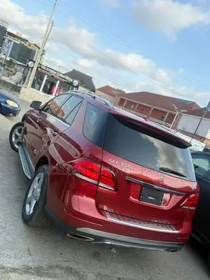 Mercedes-Benz GLE-Class GLE 350d 4MATIC 2016 Red