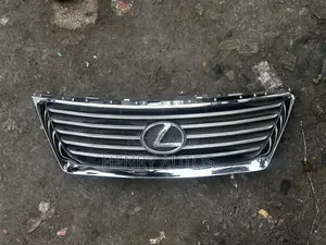 Front Grill Es 2008