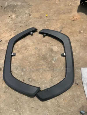 Set of Fender Moulding/Padded for Rav4 2020/2023 Adventure Bumper