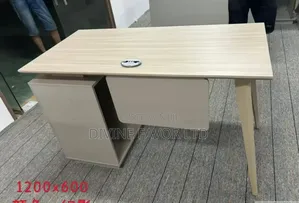 1.2 M Office Desk
