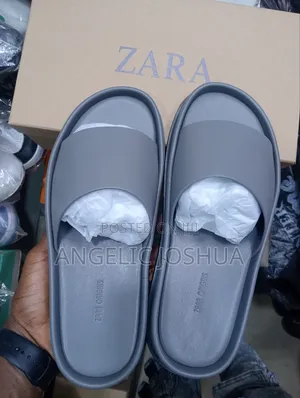 Zara Harsh Slippers