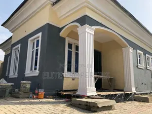 Expert House Painting Services in Ife – Smooth Modern Walls