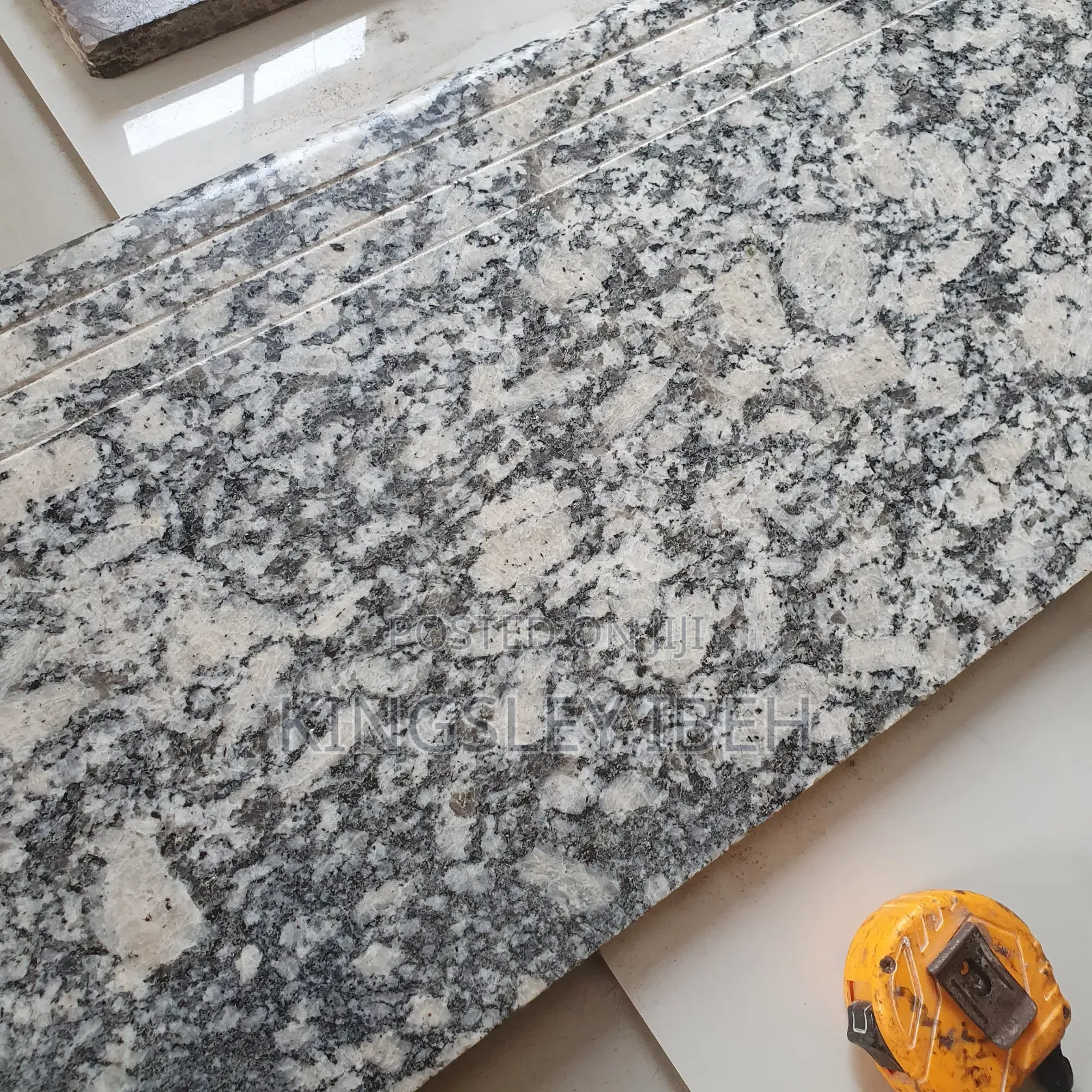 Tiger White Slab for Your Staircase and Kitchen Countertop