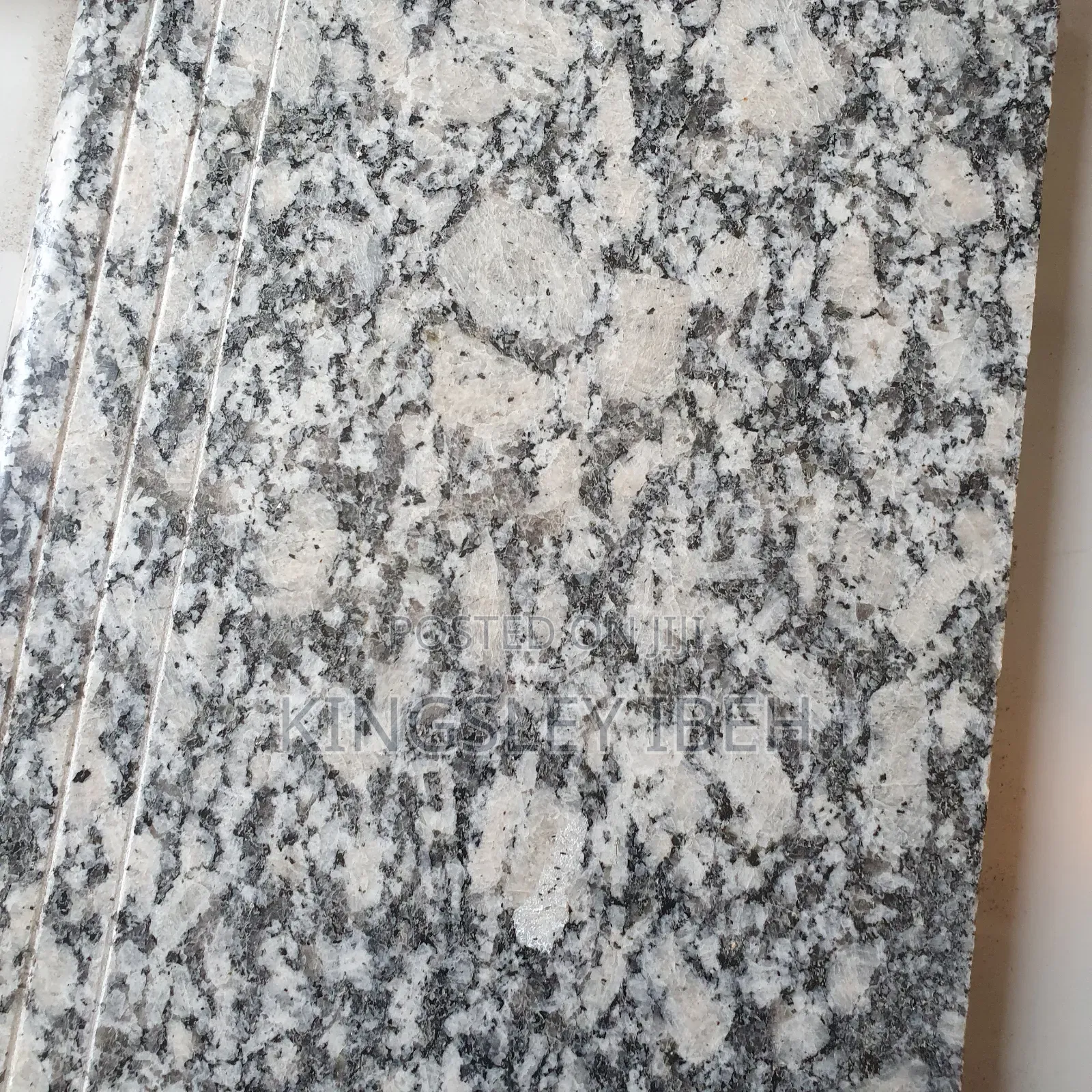 Tiger White Slab for Your Staircase and Kitchen Countertop
