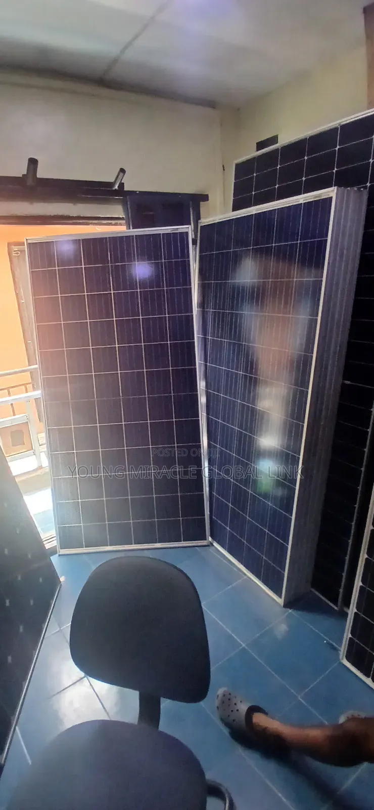 350watts 72cells Long Flame Canadian Poly Panel