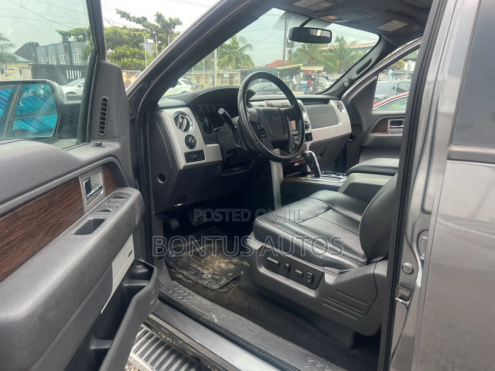 Ford F-150 XLT 2013 Gray