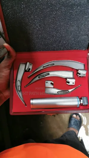 Macintosh Laryngoscope Set