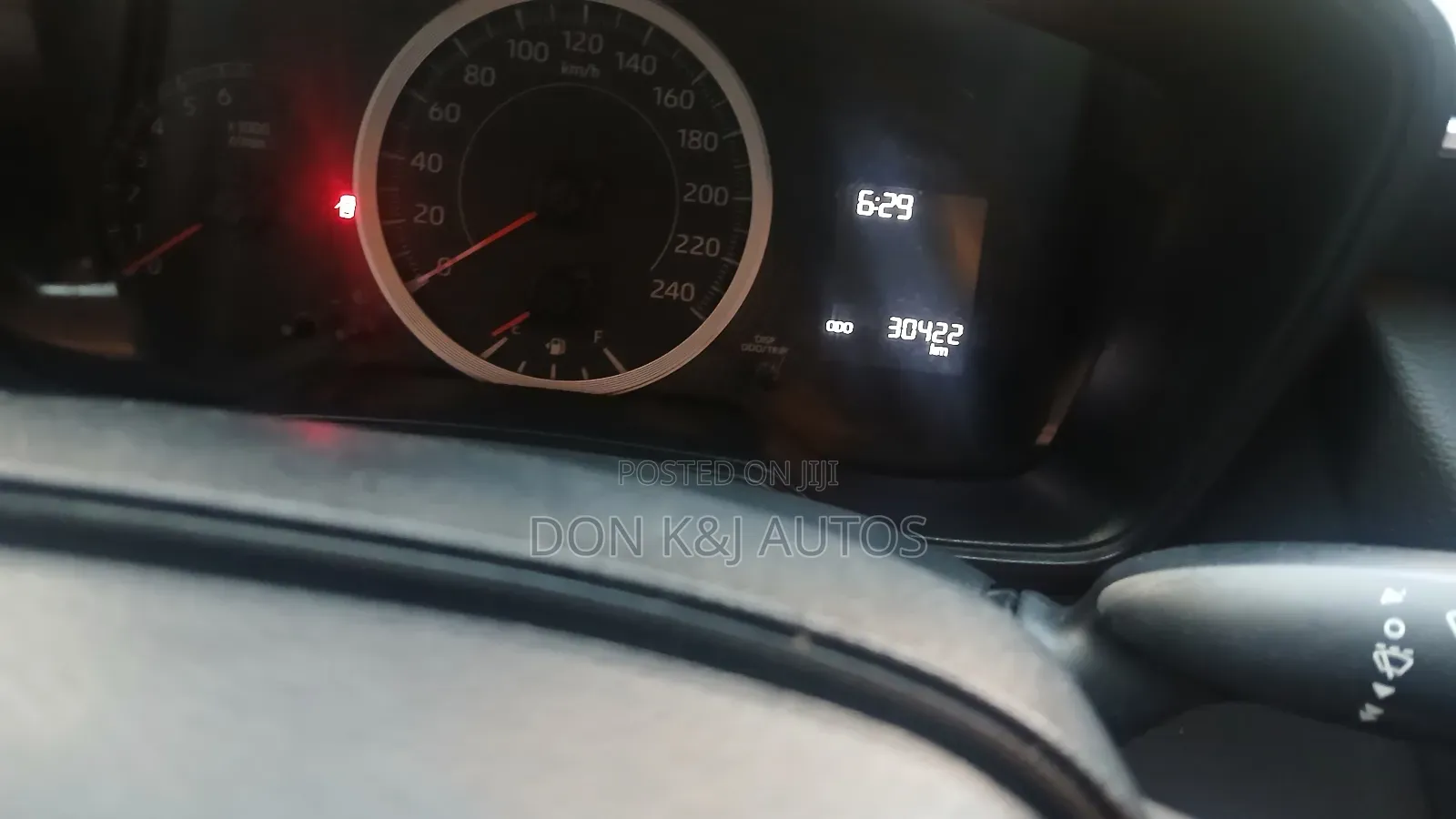 Toyota Corolla SE 2021 White