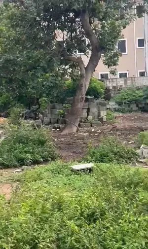 Distressed Land for Sale: 1200sqm
Residential
R of O