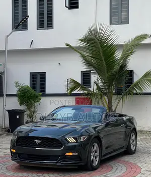 Ford Mustang V6 Convertible 2016 Green